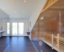Hauptbild DHH in Erding: Wohnen auf höchstem Niveau - Familienidyll mit Sauna, Studio und Einliegerwohnung